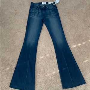 MCGUIRE MARJORELLE FLARE Jeans 29” more like 26”